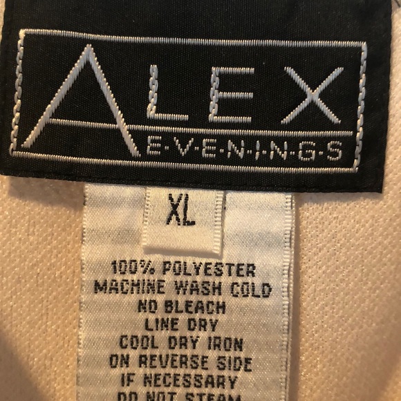 NWT Shimmering jacket and tank - Picture 3 of 3